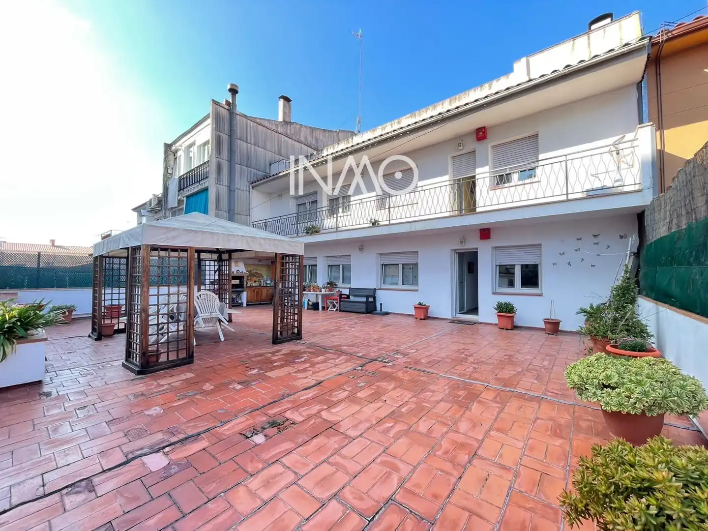 Vista exterior de Piso en venta en Centre