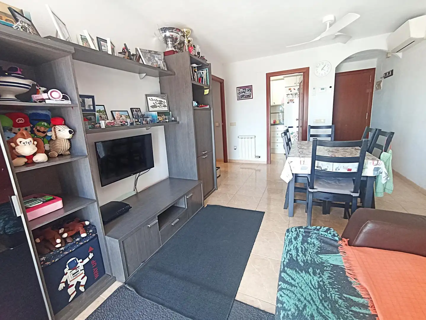 Wohnzimmer von Wohnungen zum Verkauf in Palamós mit Heizung und Balkon