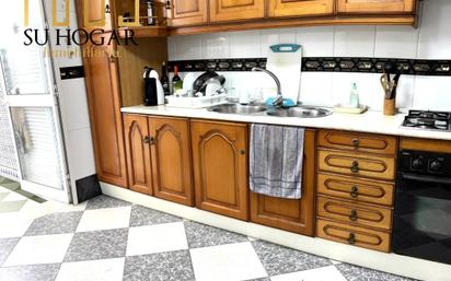 Kitchen of Flat for sale in Rota  with Terrace