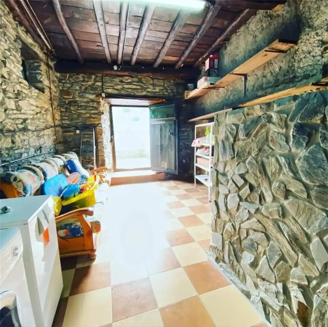 Casa o xalet en venda en Ponferrada amb Parquet, TV i Balcó