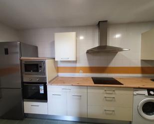 Kitchen of Flat to rent in Mérida  with Terrace, Washing machine and Balcony