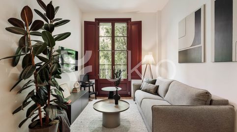 Foto 2 de Apartament de lloguer a Carrer de Floridablanca, Sant Antoni, Barcelona Capital