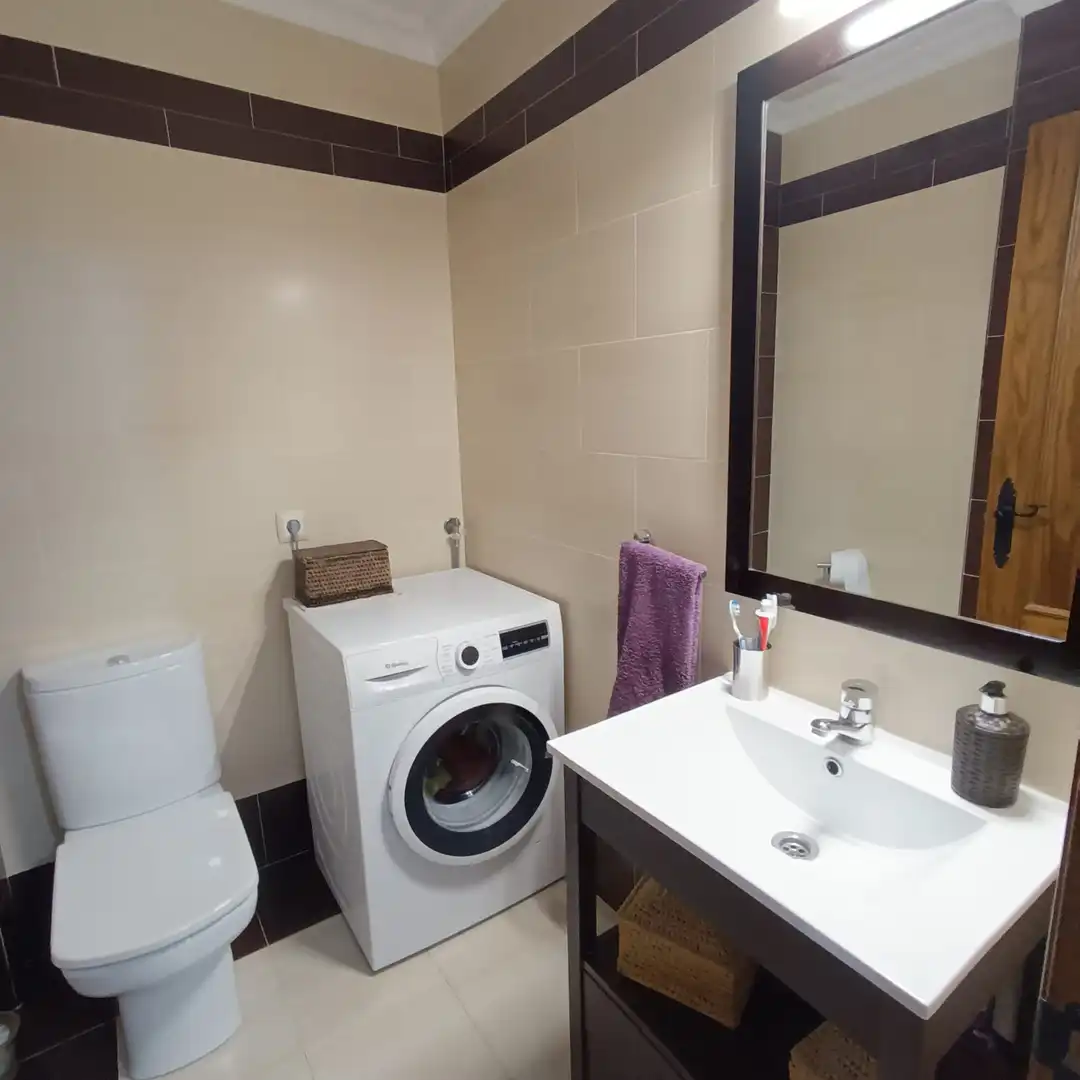 Baño de Piso en venta en San Pedro - Gabriel Miró - María Guerrero