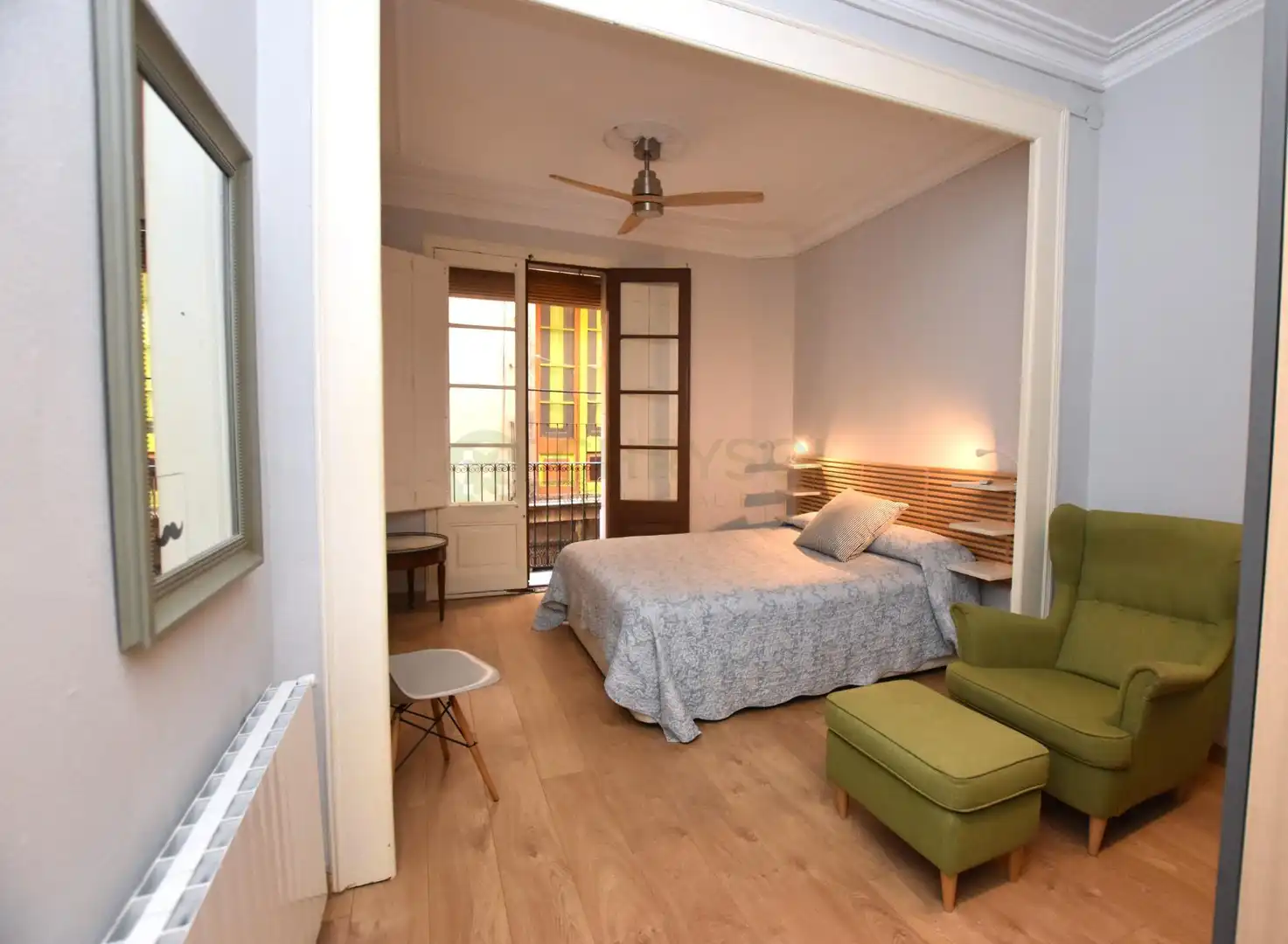 Habitación de Piso en venta en  Barcelona Capital con Aire acondicionado, Parquet y Balcón