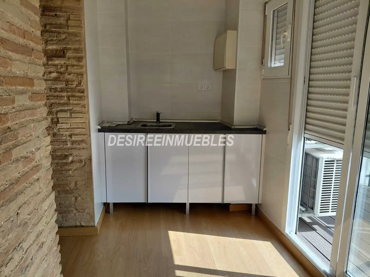 Cocina de Oficina de alquiler en Valencia con Aire acondicionado, Calefacción y Terraza