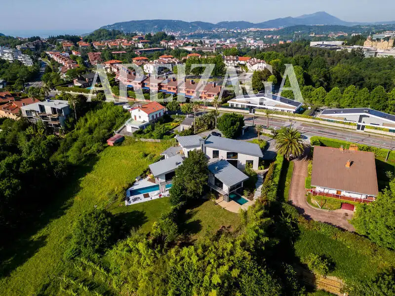 Vista exterior de Casa o xalet en venda en Miramon - Zorroaga