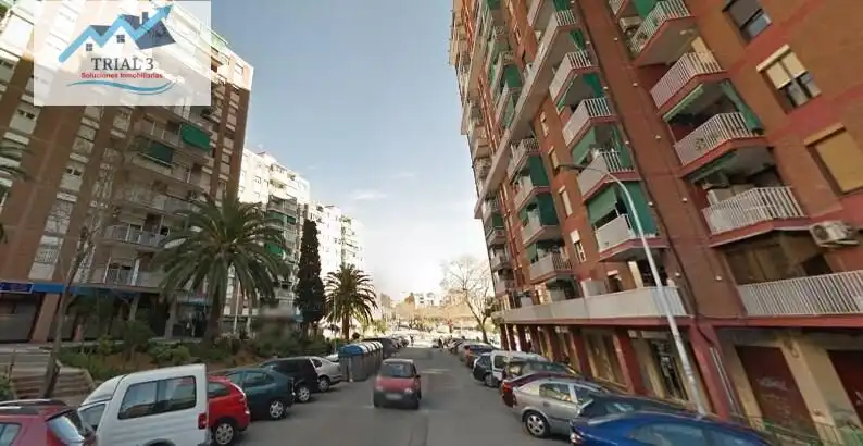Individuale in vendita a Calle AUSTRALIA, imagen 2