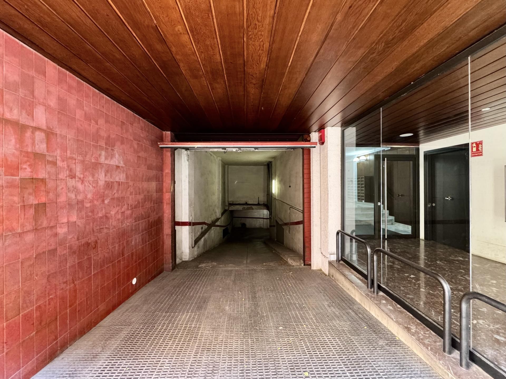 Garage for sale in d'Espronceda, 304, Navas