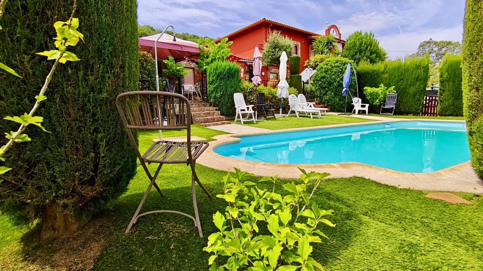 Swimming pool of Country homes for sale in Plasencia  with Swimming Pool