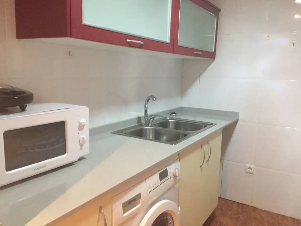Appartamento con ascensore in affitto a Calle Belmonte de San José 3, imagen 5