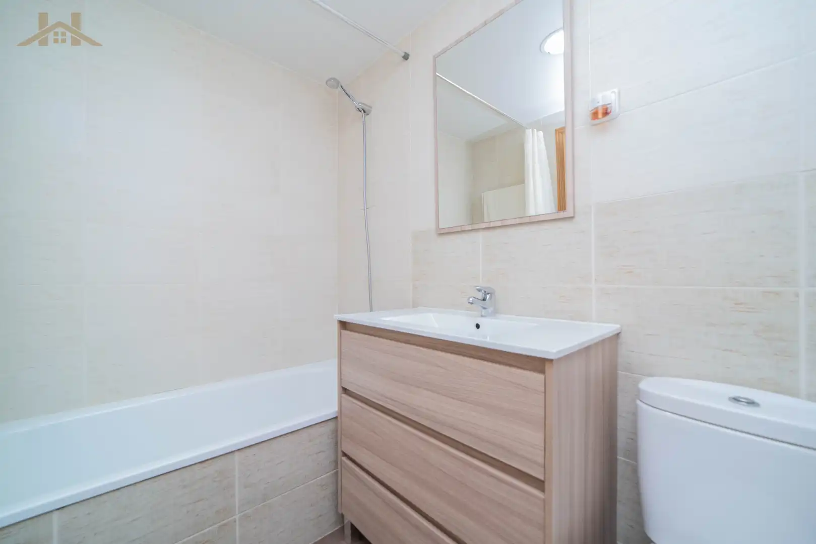 Baño de Piso en venta en Arroyomolinos (Madrid) con Aire acondicionado, Calefacción y Trastero