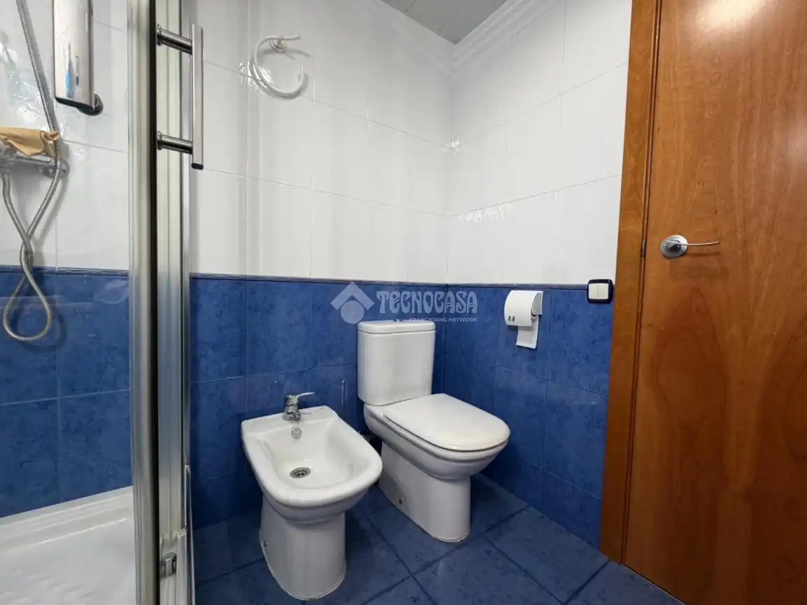 Baño de Piso en venta en Badalona con Aire acondicionado, Trastero y Balcón