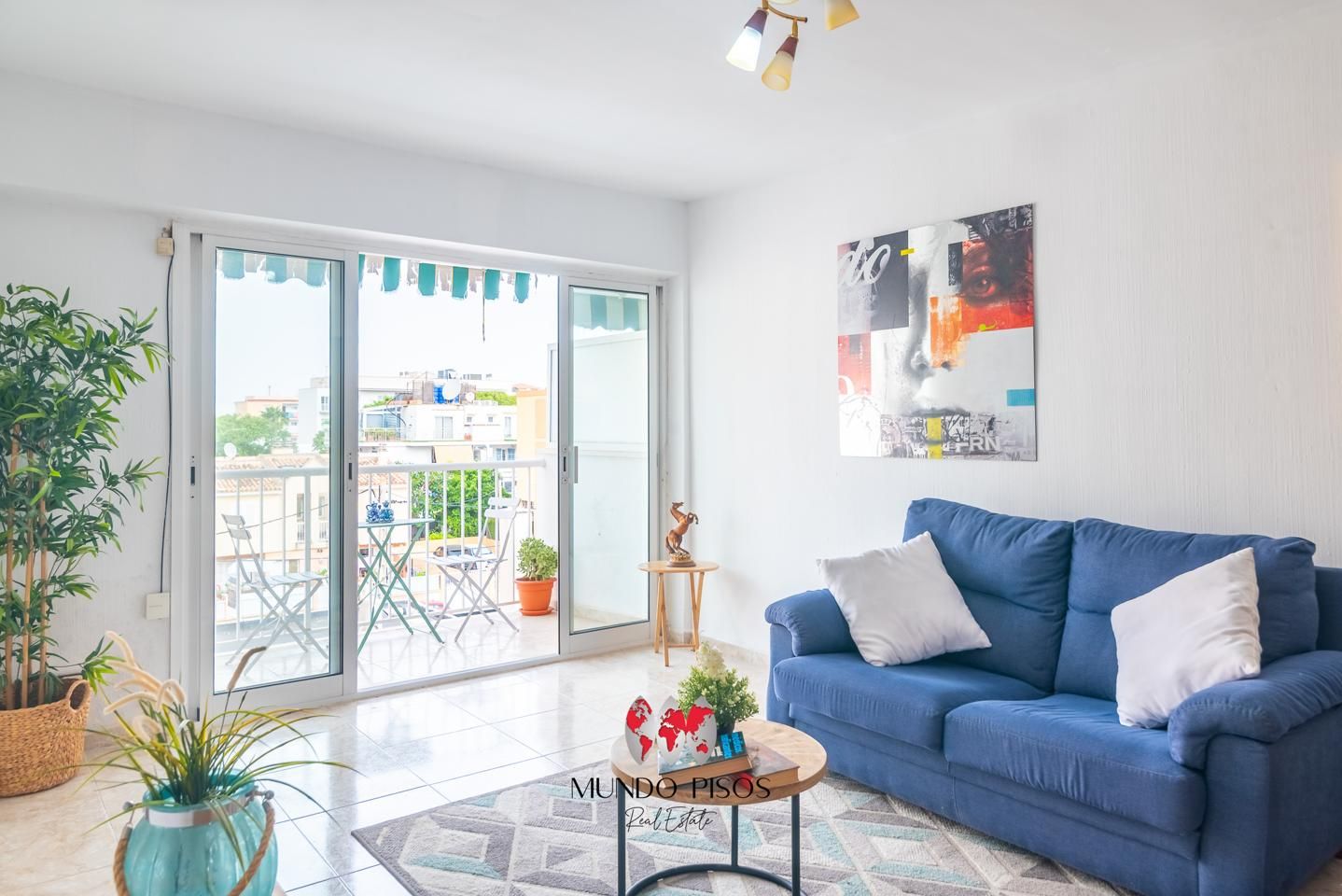 Sala d'estar de Pis en venda en  Palma de Mallorca amb Balcó