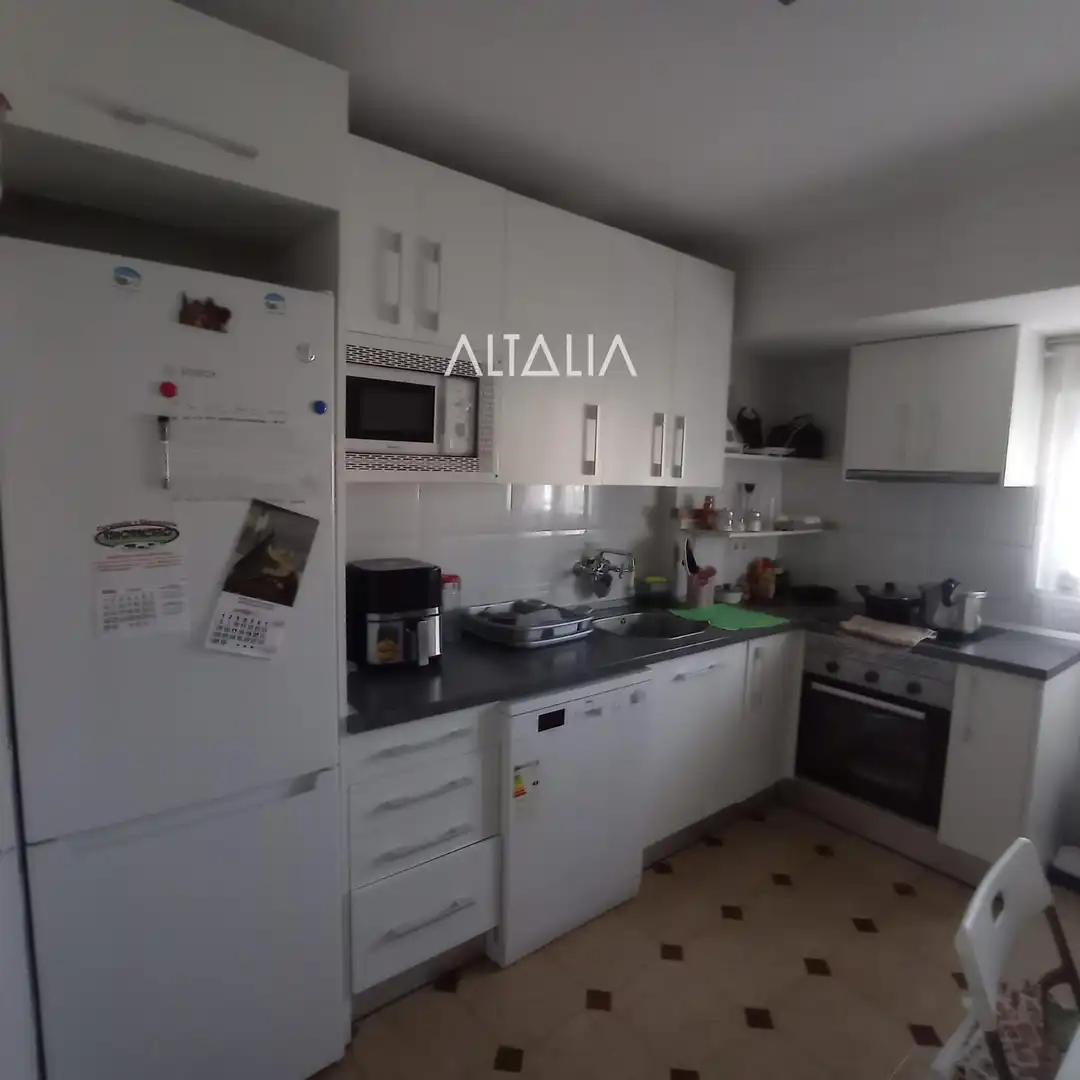 Küche von Wohnung zur untervermieten in Cuenca mit Heizung, Parkett und Möbliert