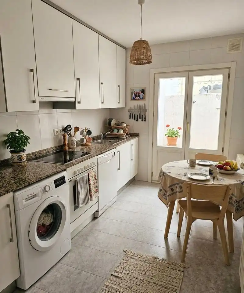 Kitchen of Flat for sale in Rochapea