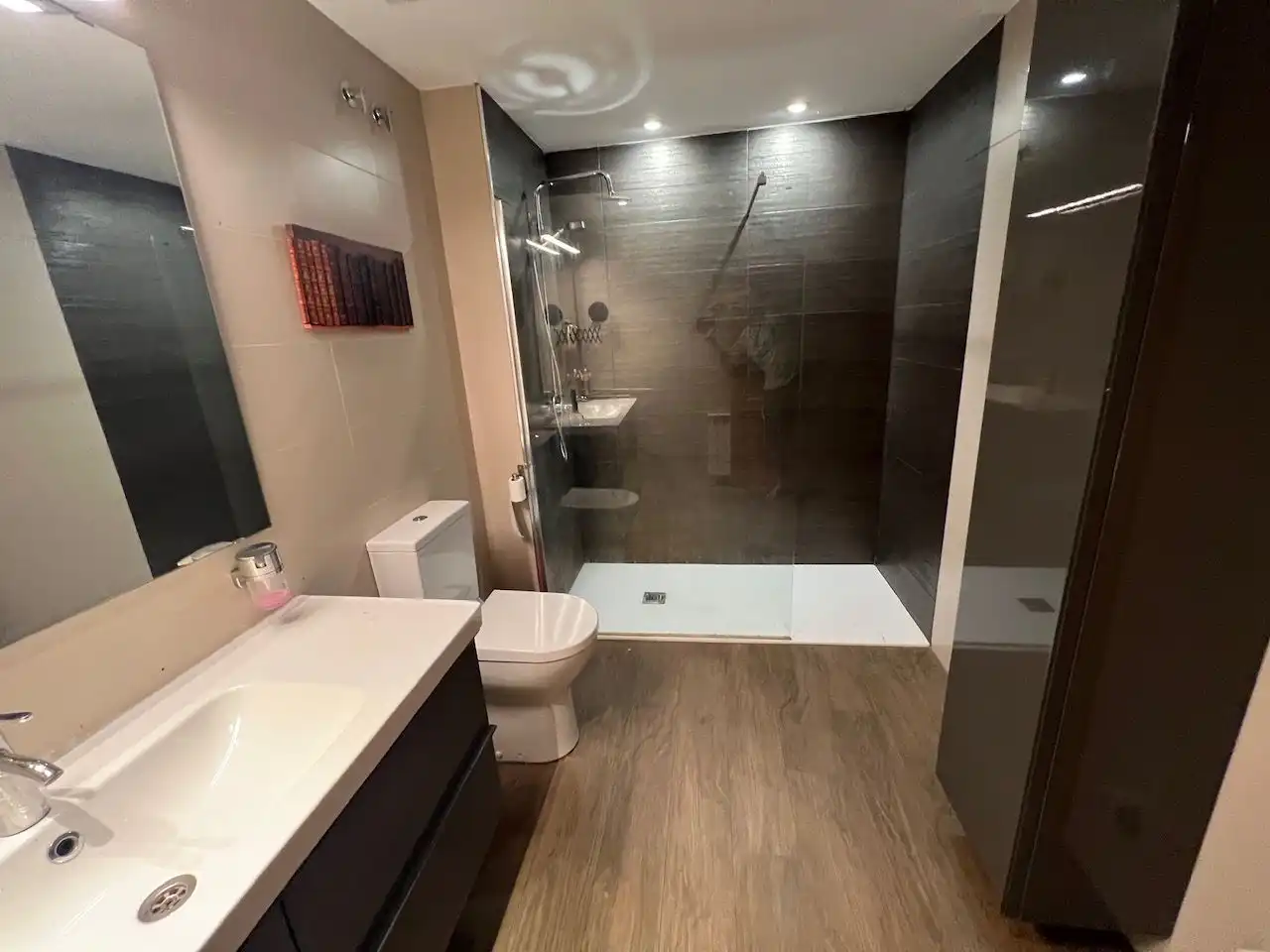 Badezimmer von Maisonette zum Verkauf in Ripollet mit Klimaanlage, Terrasse und Balkon