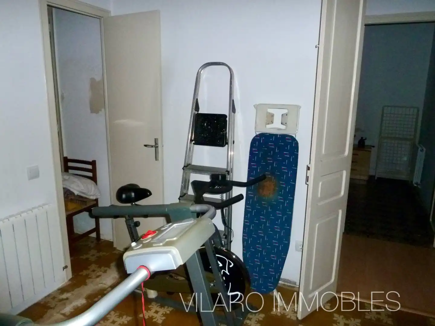 Wohnung zum Verkauf in Terrassa mit Heizung, Ofen und Alarm