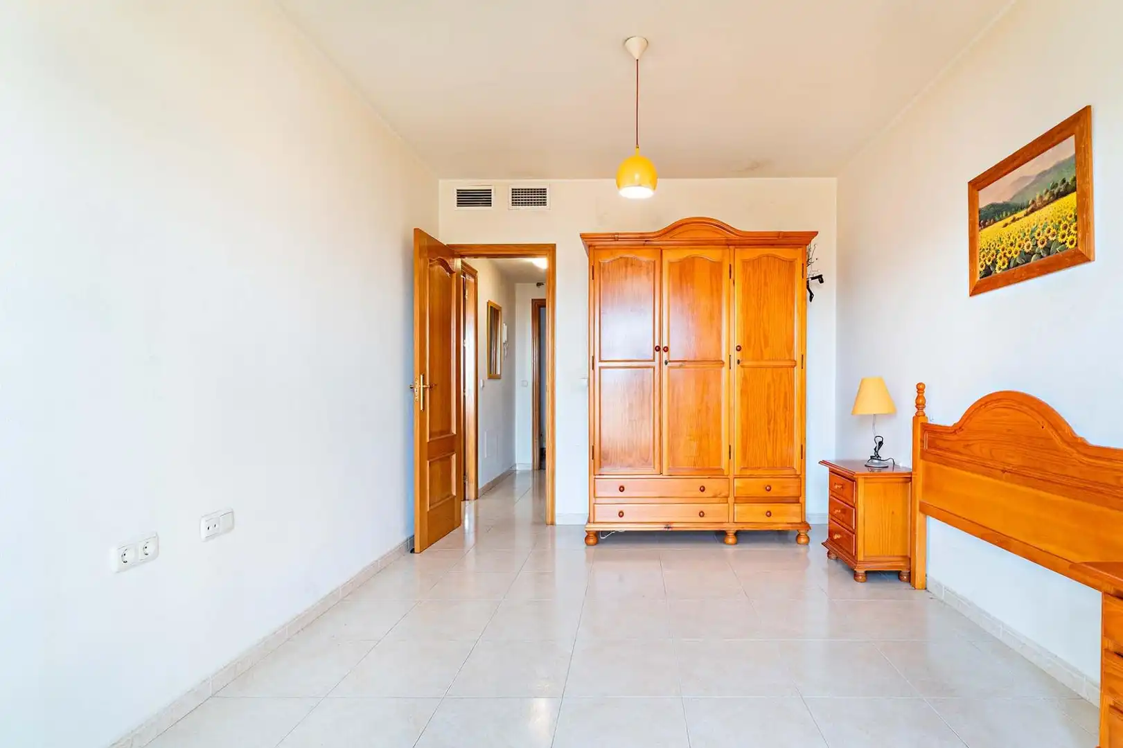 Flat for sale in Roquetas de Mar  with Air Conditioner, Heating and Furnished