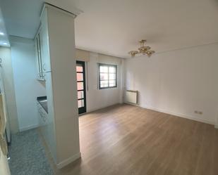 Bedroom of Flat for sale in  Logroño  with Heating, Parquet flooring and Storage room