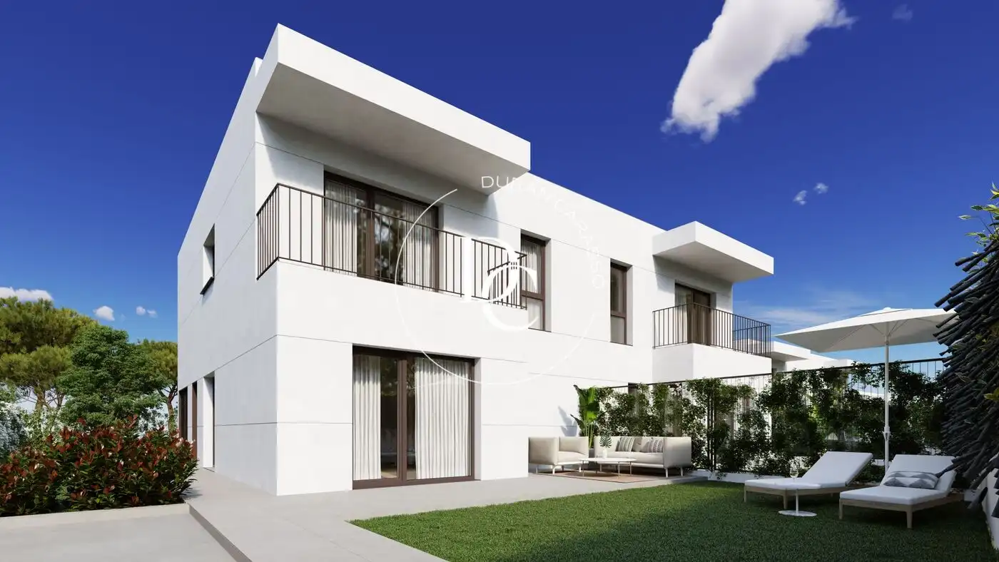 Casa con jardín en venta en Carrer Duesaigües 65, imagen 9