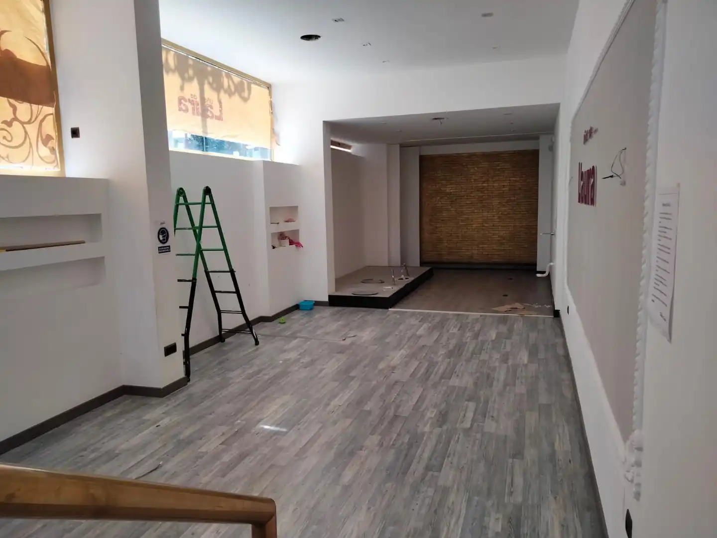 Local comercial en alquiler en Centro Urbano, imagen 2