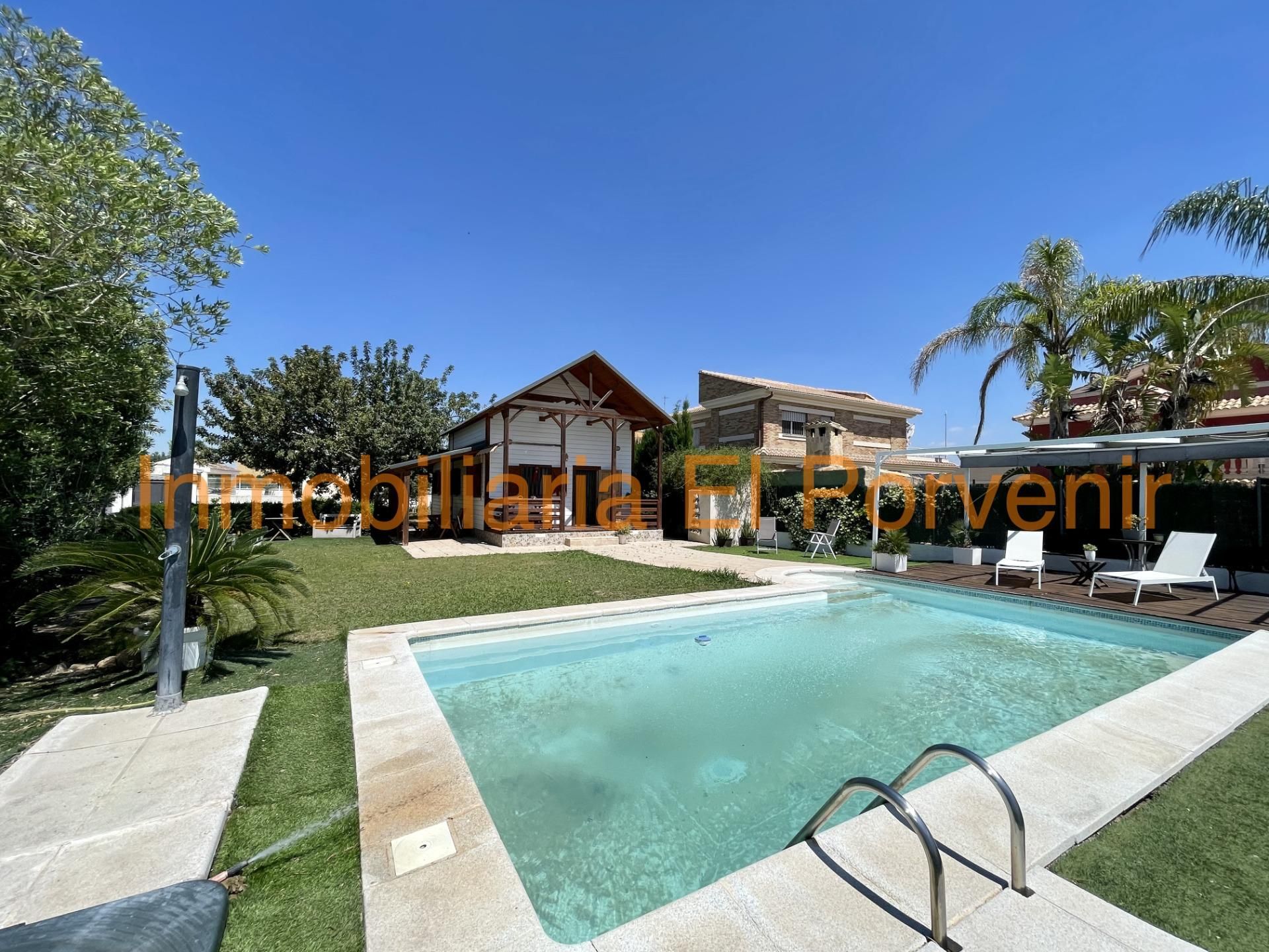 Exterior view of House or chalet to rent in Torrent  with Private garden, Terrace and Swimming Pool