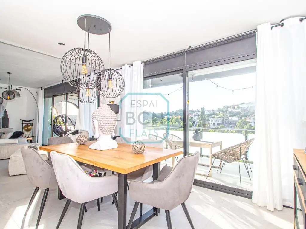 Esszimmer von Haus oder Chalet zum Verkauf in Calafell mit Klimaanlage, Schwimmbad und Balkon