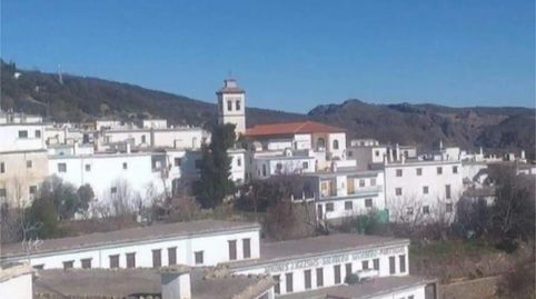 Foto 2 de Casa adosada en venda a Calle Pocillas, 11, Pórtugos, Granada