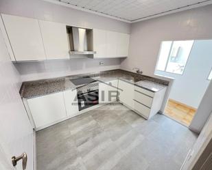 Kitchen of Flat to rent in Alzira