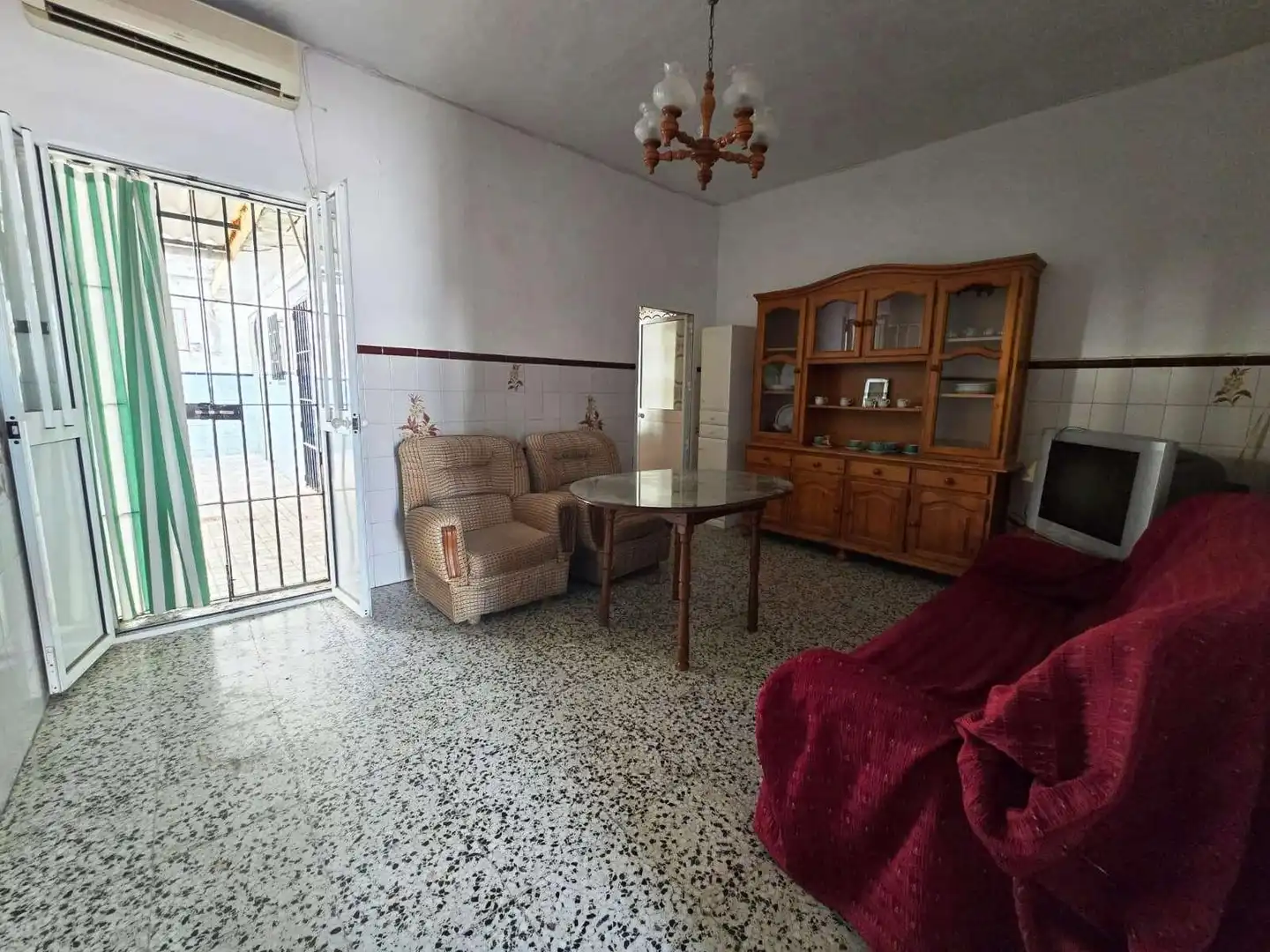 Living room of Houses for sale in Gines  with Air Conditioner, Terrace and Storage room