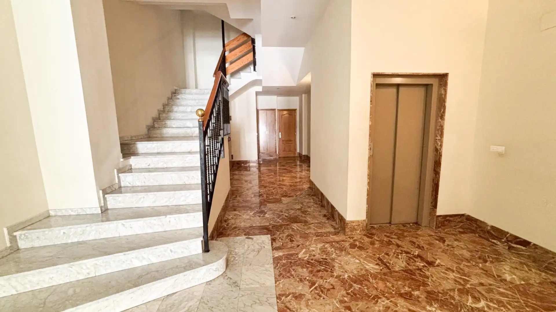 Attico con ascensore in vendita a PI Y MARGALL, imagen 30