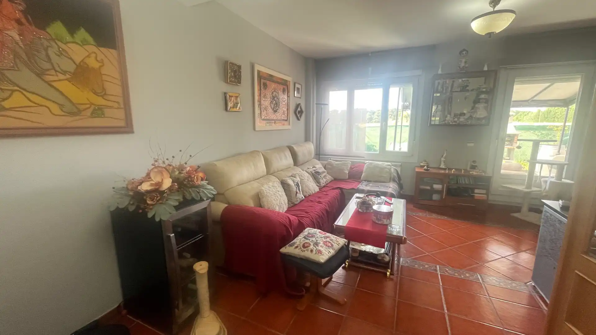 Wohnzimmer von Einfamilien-Reihenhaus zum Verkauf in Mojados mit Heizung und Parkett