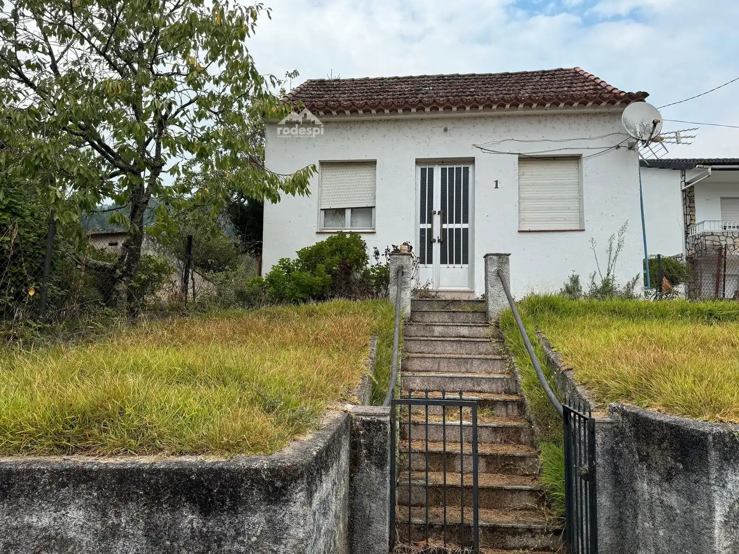 Vista exterior de Casa o xalet en venda en Padrenda amb Calefacció, Traster i Moblat