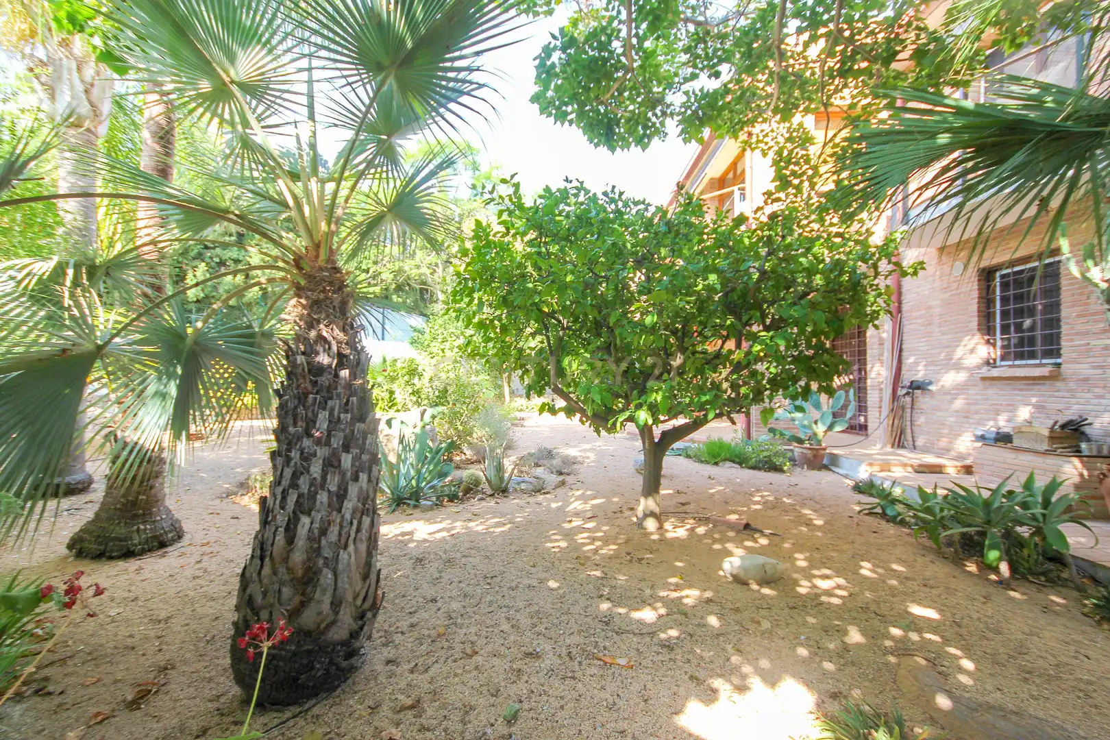 Jardí de Casa o xalet en venda en Vilanova i la Geltrú