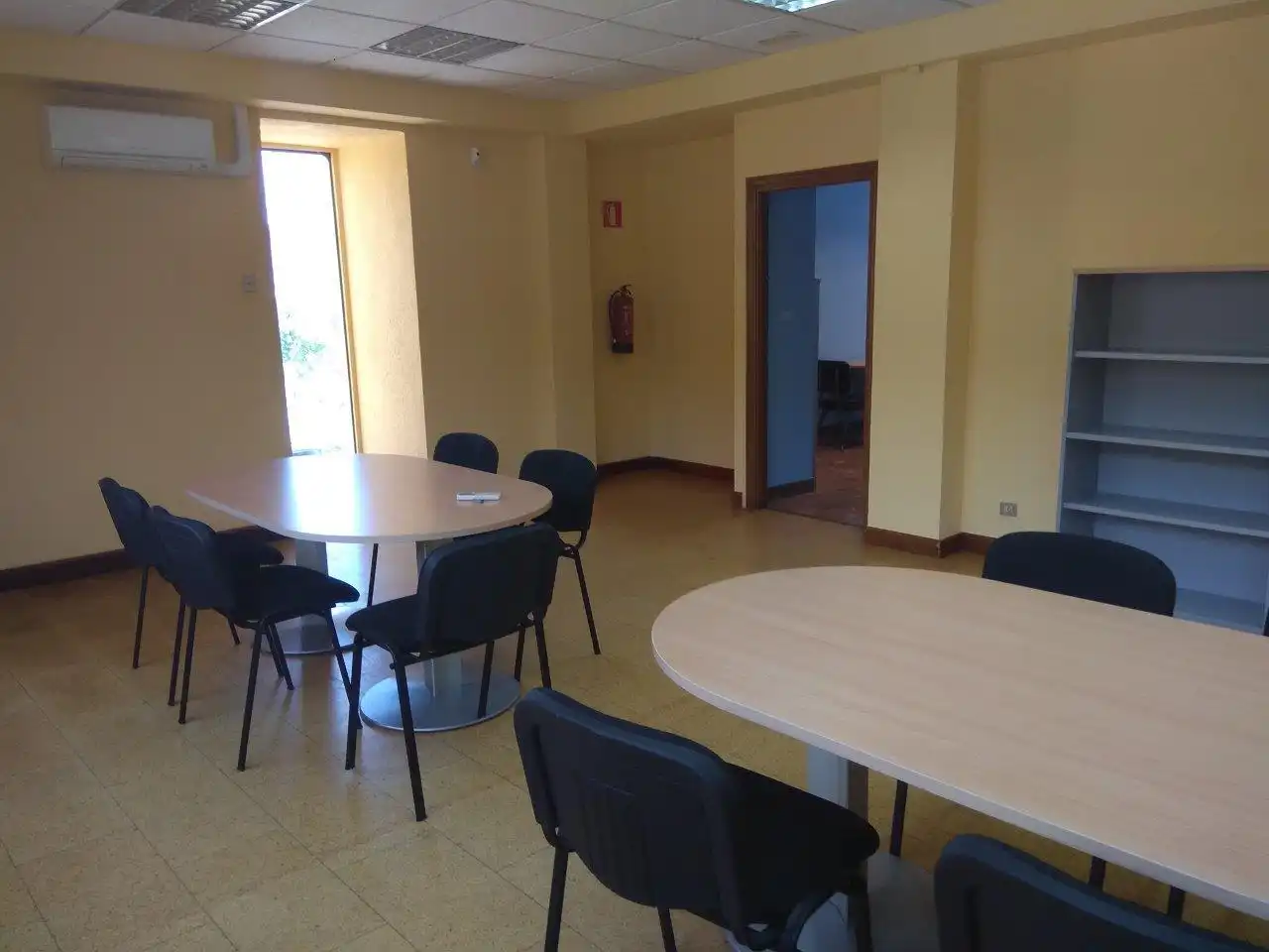 Ufficio in affitto a San Miguel, imagen 8