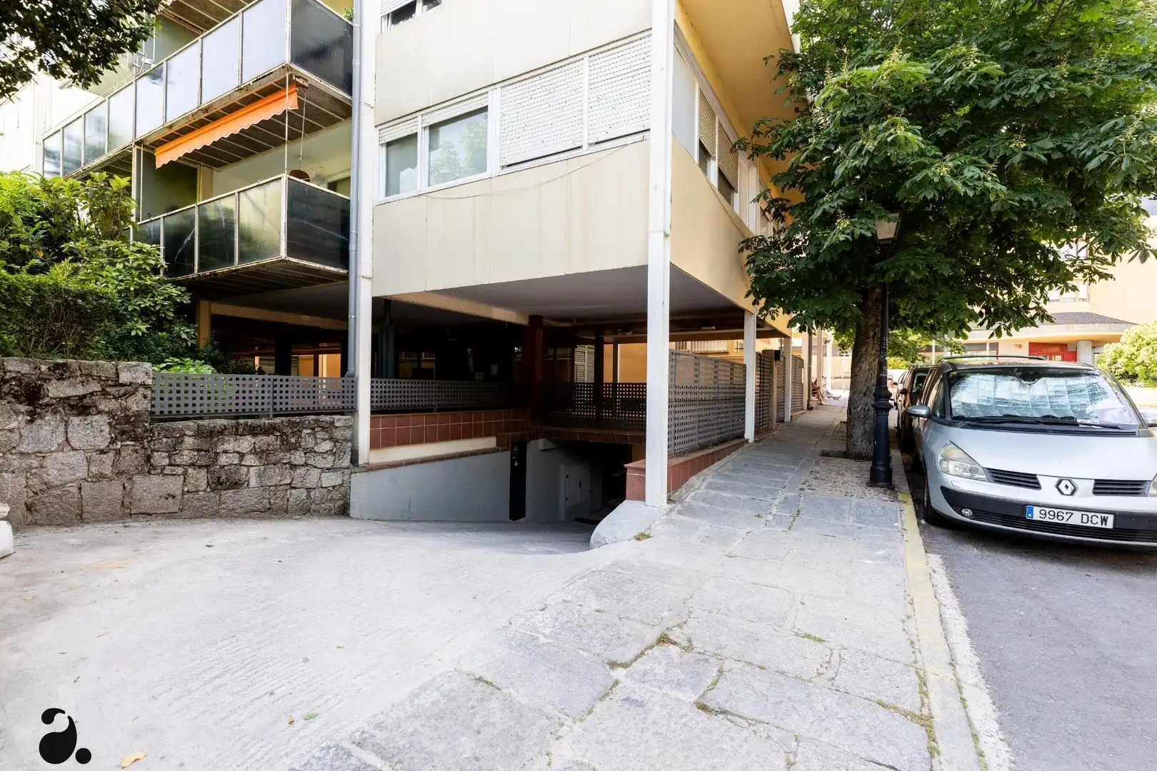 Vista exterior de Pis en venda en San Lorenzo de El Escorial amb Calefacció, Terrassa i Balcó