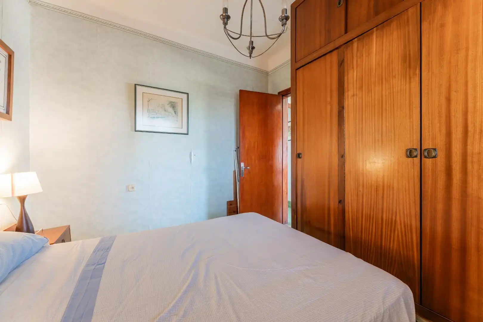 Dormitori de Casa o xalet en venda en Montornès del Vallès amb Calefacció, Jardí privat i Piscina