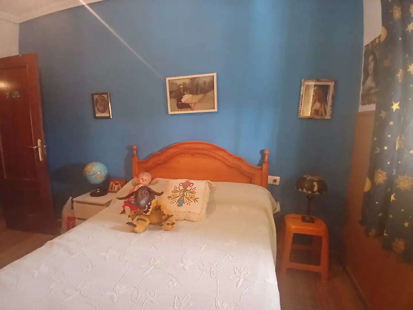 Dormitori de Casa o xalet en venda en Jaén amb Aire condicionat, Traster i Piscina