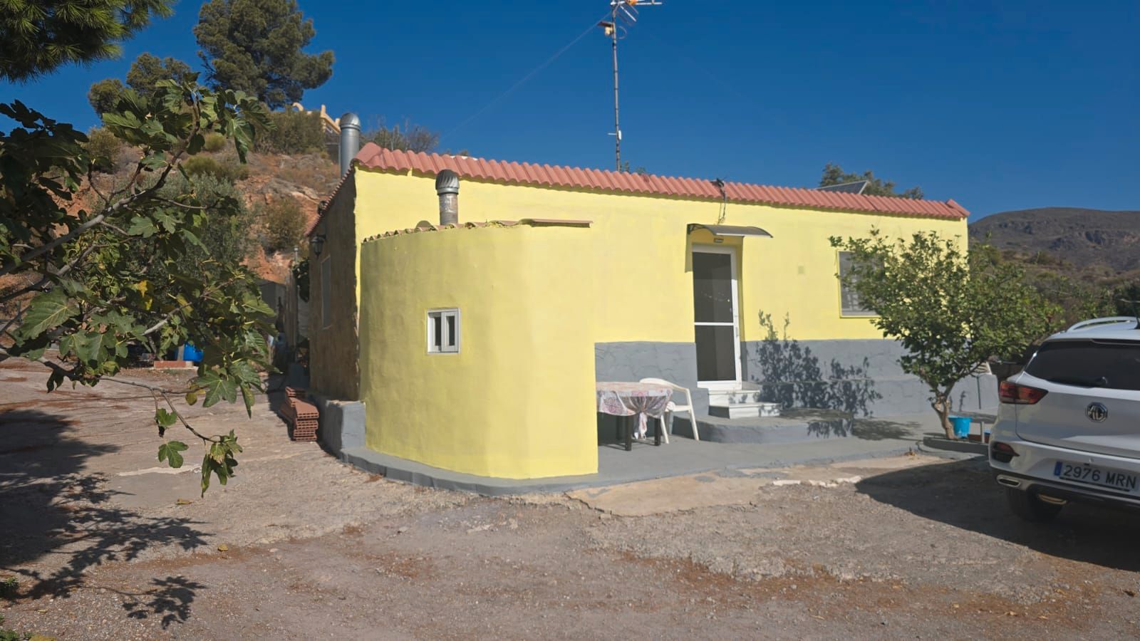Exterior view of Country house for sale in Felix  with Furnished
