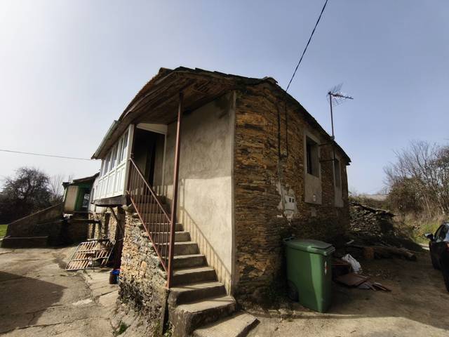 Casa-chalet en Venta en Rúa Marmolin en Riós