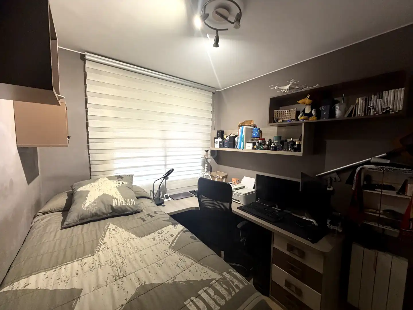 Habitación de Dúplex en venta en Martorell con Aire acondicionado, Calefacción y Terraza