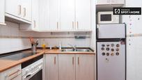 Kitchen of Flat to rent in  Madrid Capital  with Air Conditioner and Balcony