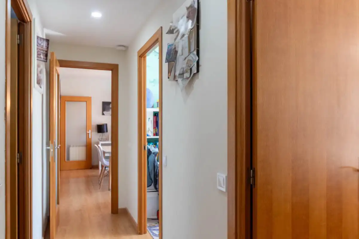 Piso en venta en Terrassa con Calefacción y Balcón