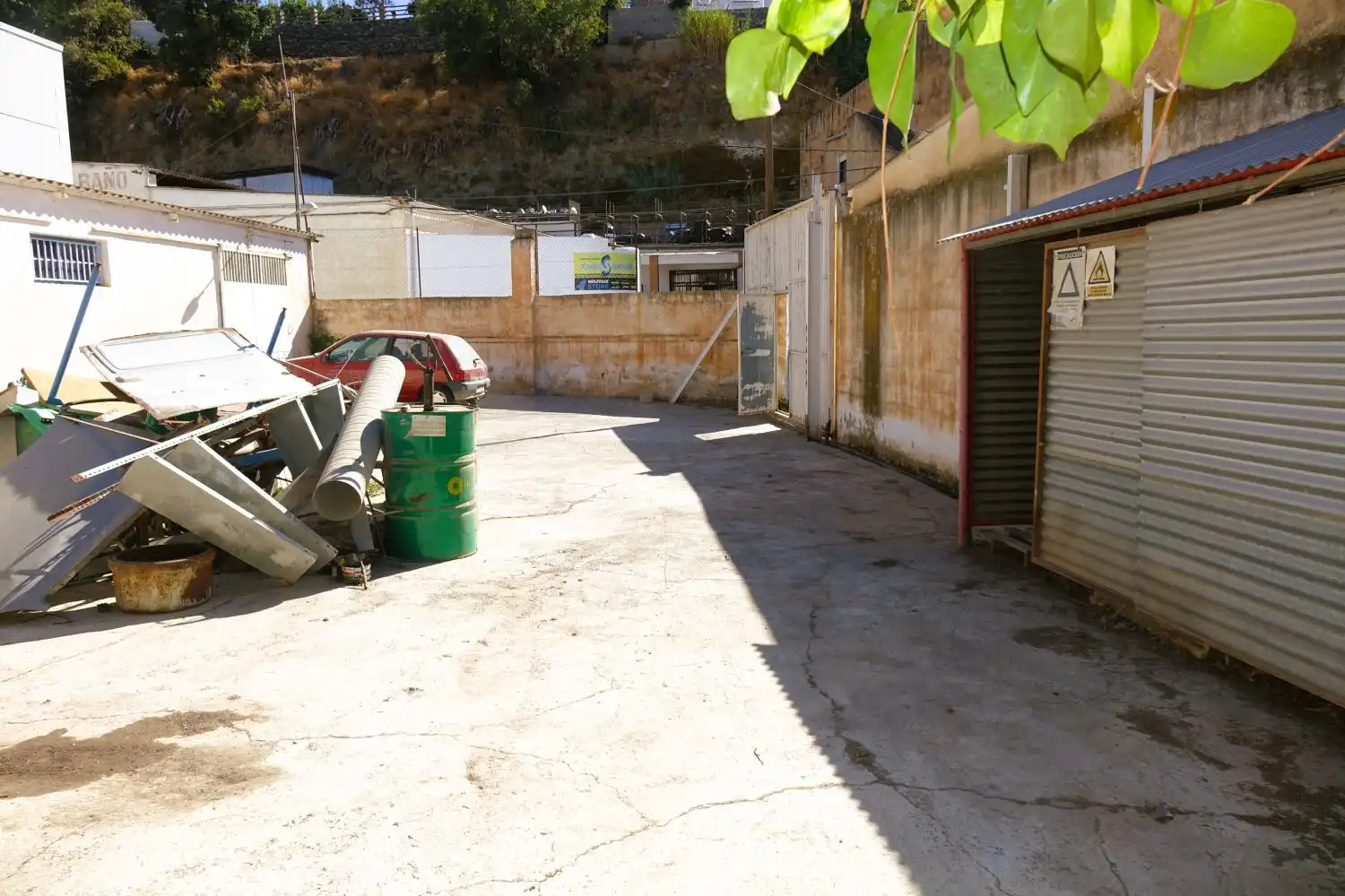 Parkplatz von Fabrik Grundstücke zum Verkauf in Órgiva, Granada