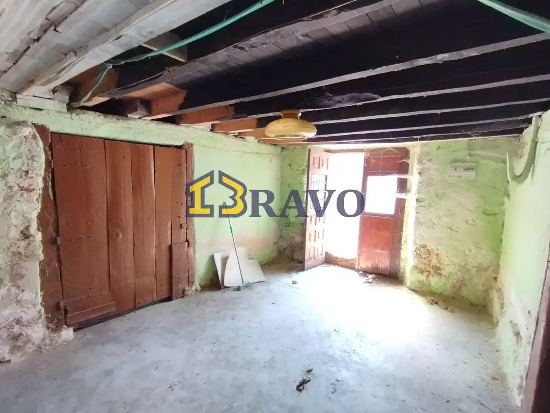 Casa o chalet en venta en Merindad de Montija con Calefacción, Jardín privado y Trastero