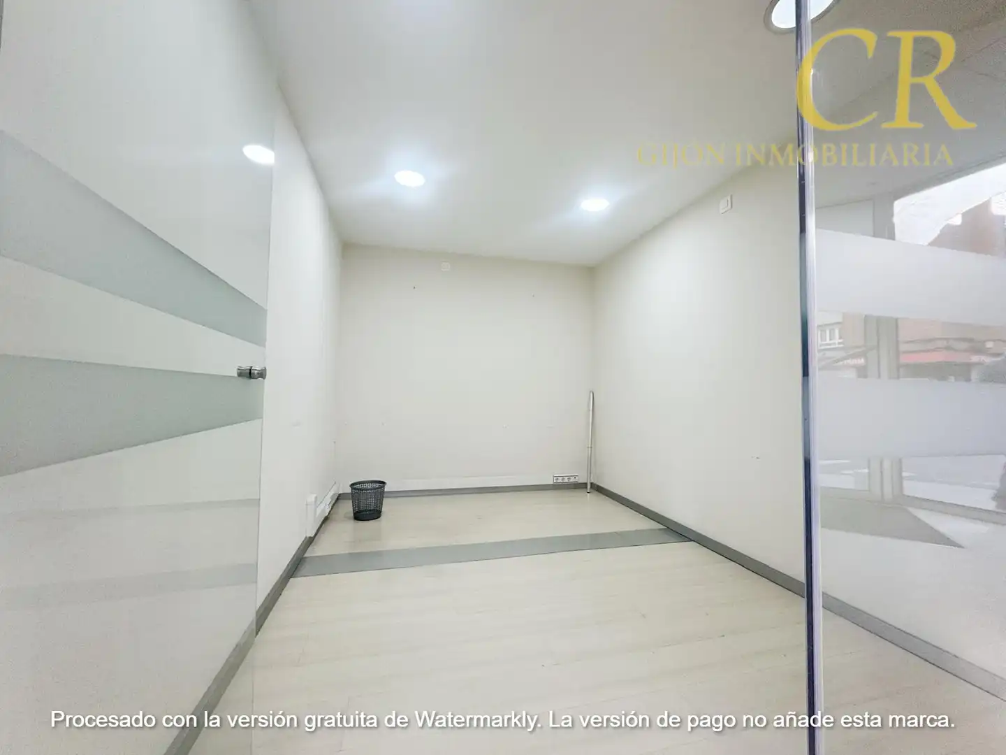 Local de alquiler en Gijón  con Aire acondicionado