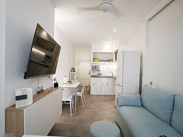 Monolocale con ascensore in vendita a Calle JOSE FRANCHY ROCA 35