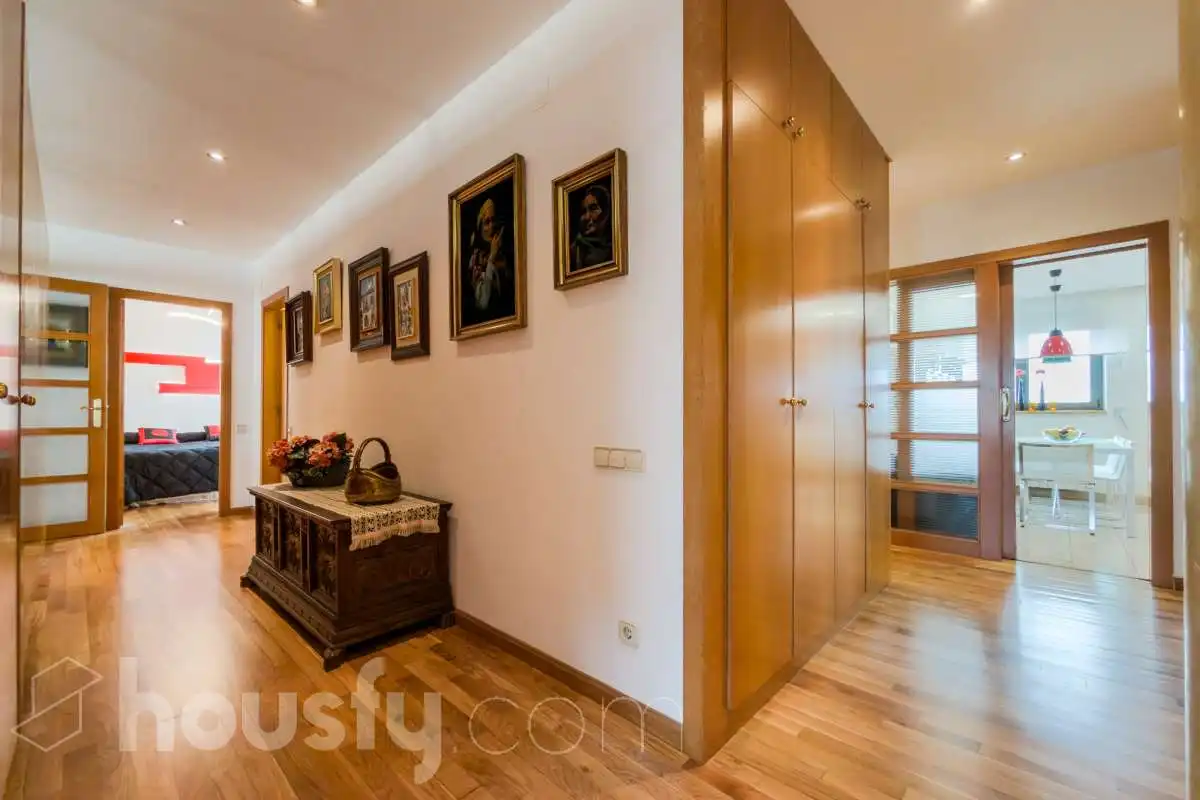 Piso en venta en Barcelona con Aire acondicionado, Calefacción y Jardín privado