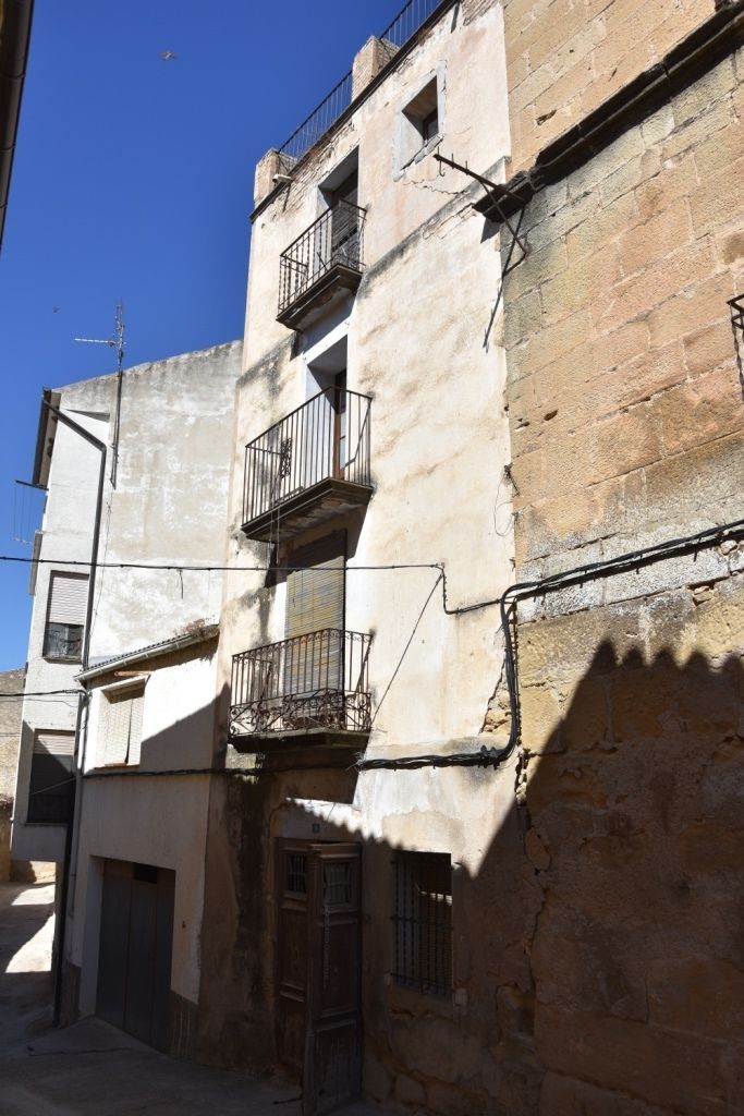Exterior view of Single-family semi-detached for sale in Arens de Lledó  with Terrace and Balcony