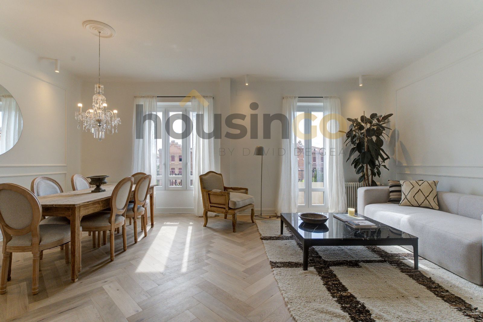 Living room of Flat for sale in  Madrid Capital  with Air Conditioner, Heating and Parquet flooring